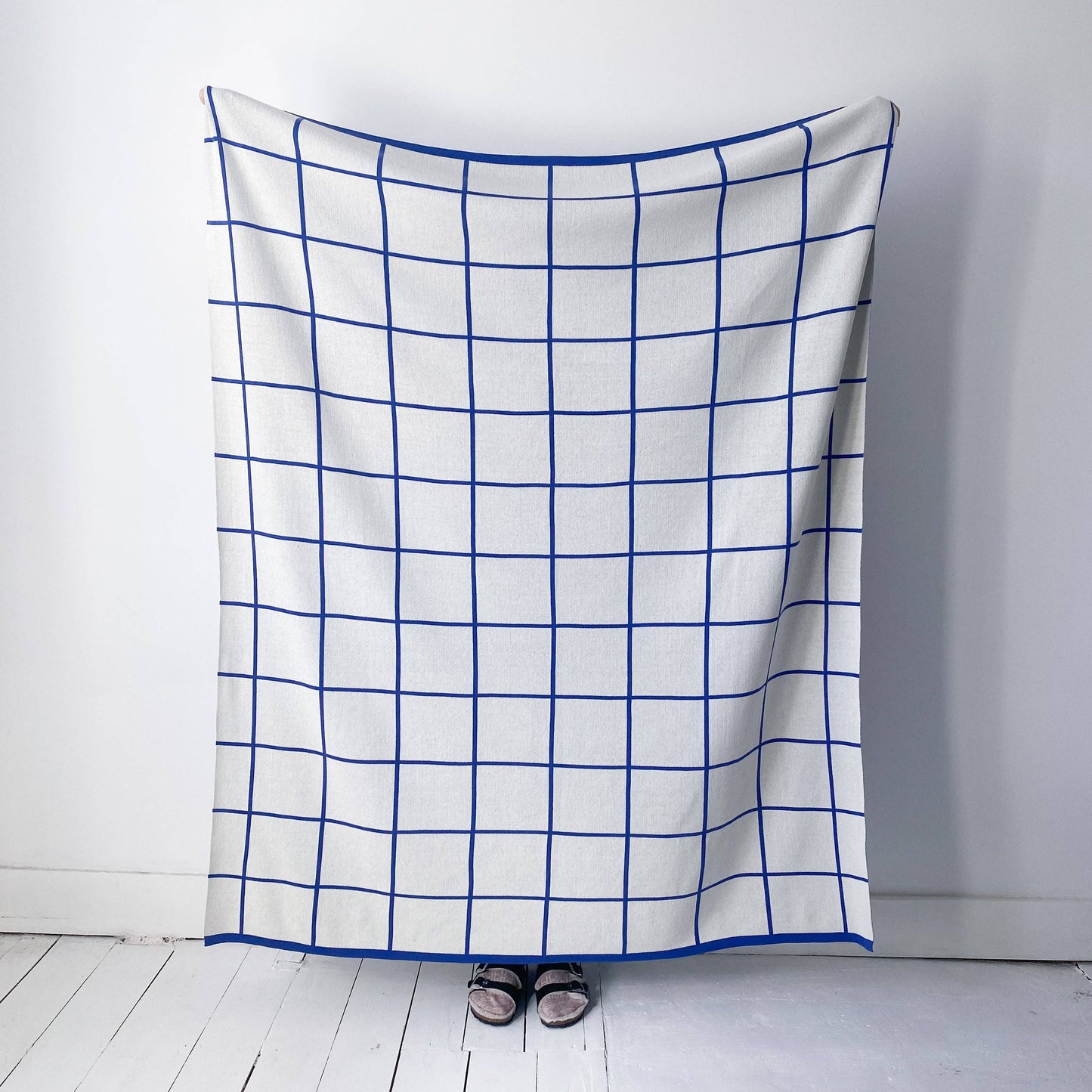 Strickdecke aus Baumwolle, Gitter: Kobaltblau