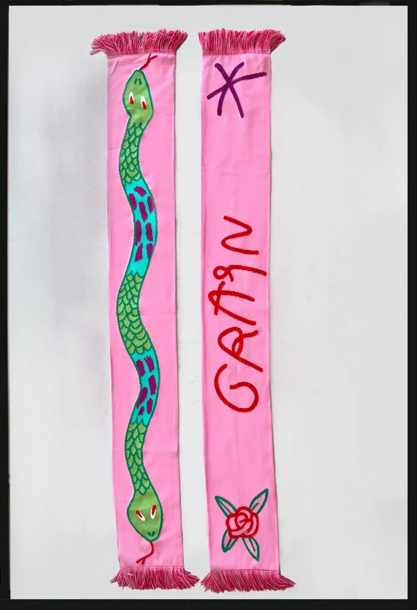 Schal Snake Color: Rose - Lieferung ab 15. Januar