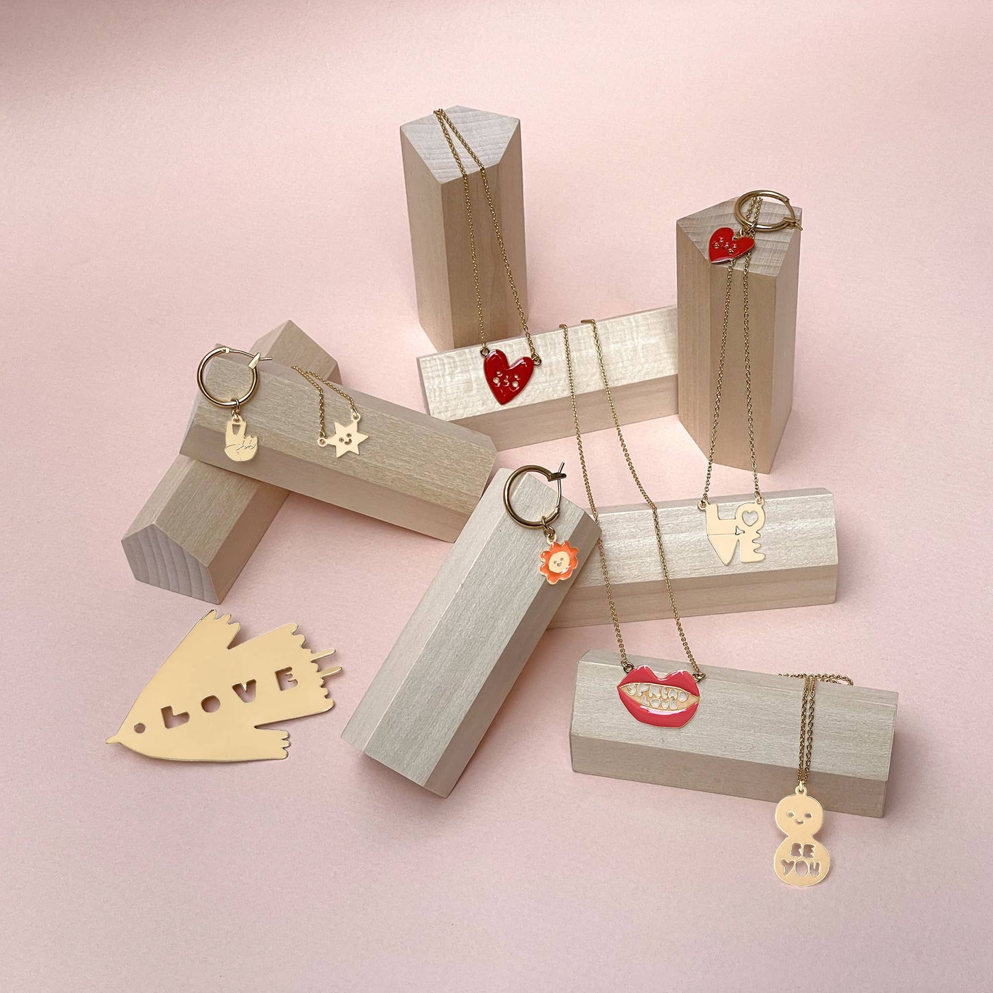 HEART x Suzy Ultman Halskette
