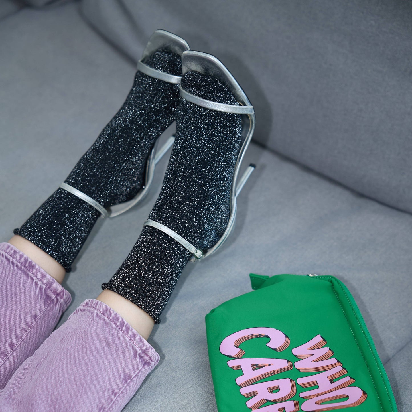 KLUE Glitter Lurex-Socken aus umweltfreundlichem Lyocell | Schwarz: 36-40