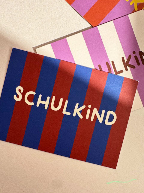 life is delicious - Postkarte Schulkind - gestreift