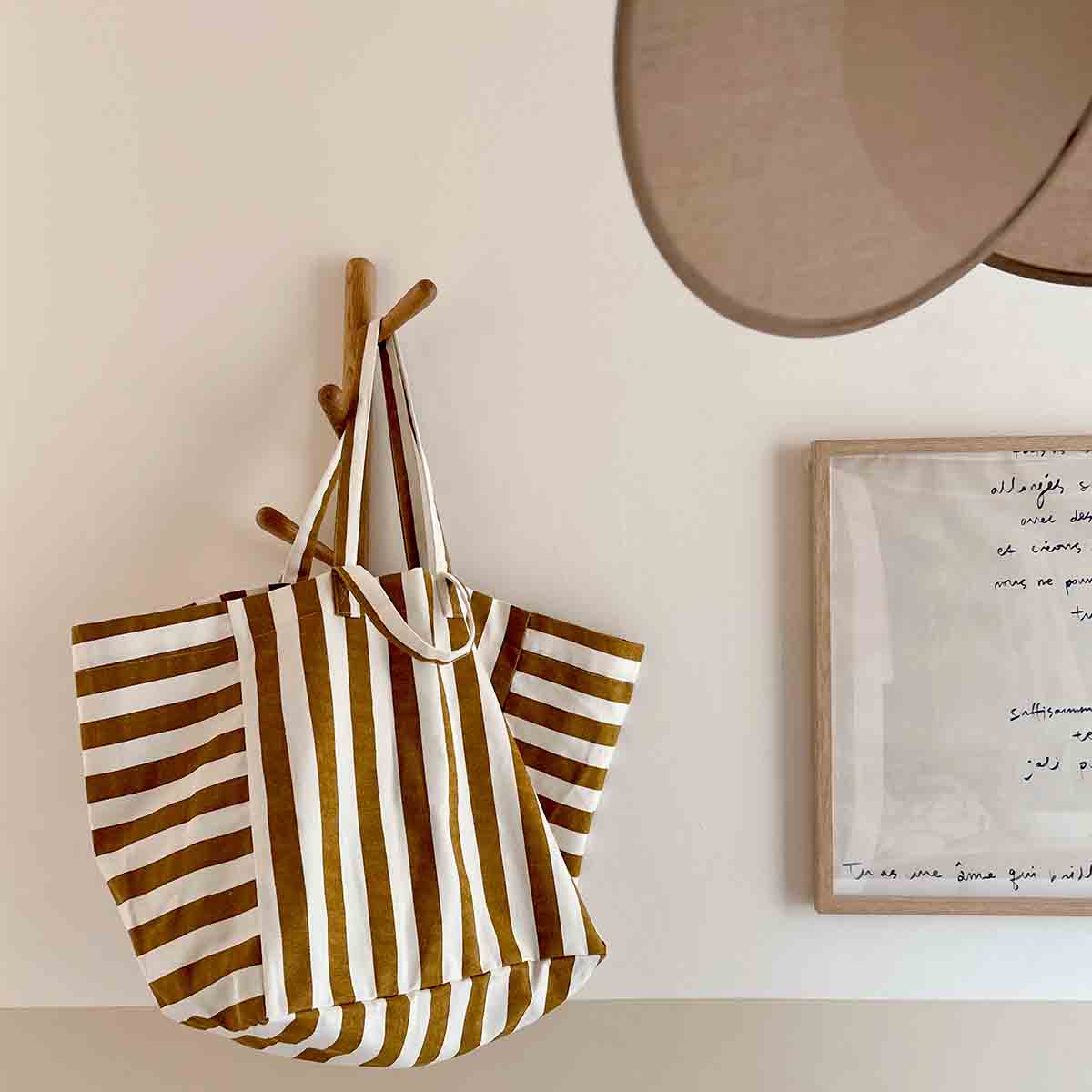 ELISA CARAMEL GESTREIFTE TASCHE - ECRU: KARAMELL - ECRU / STREIFEN