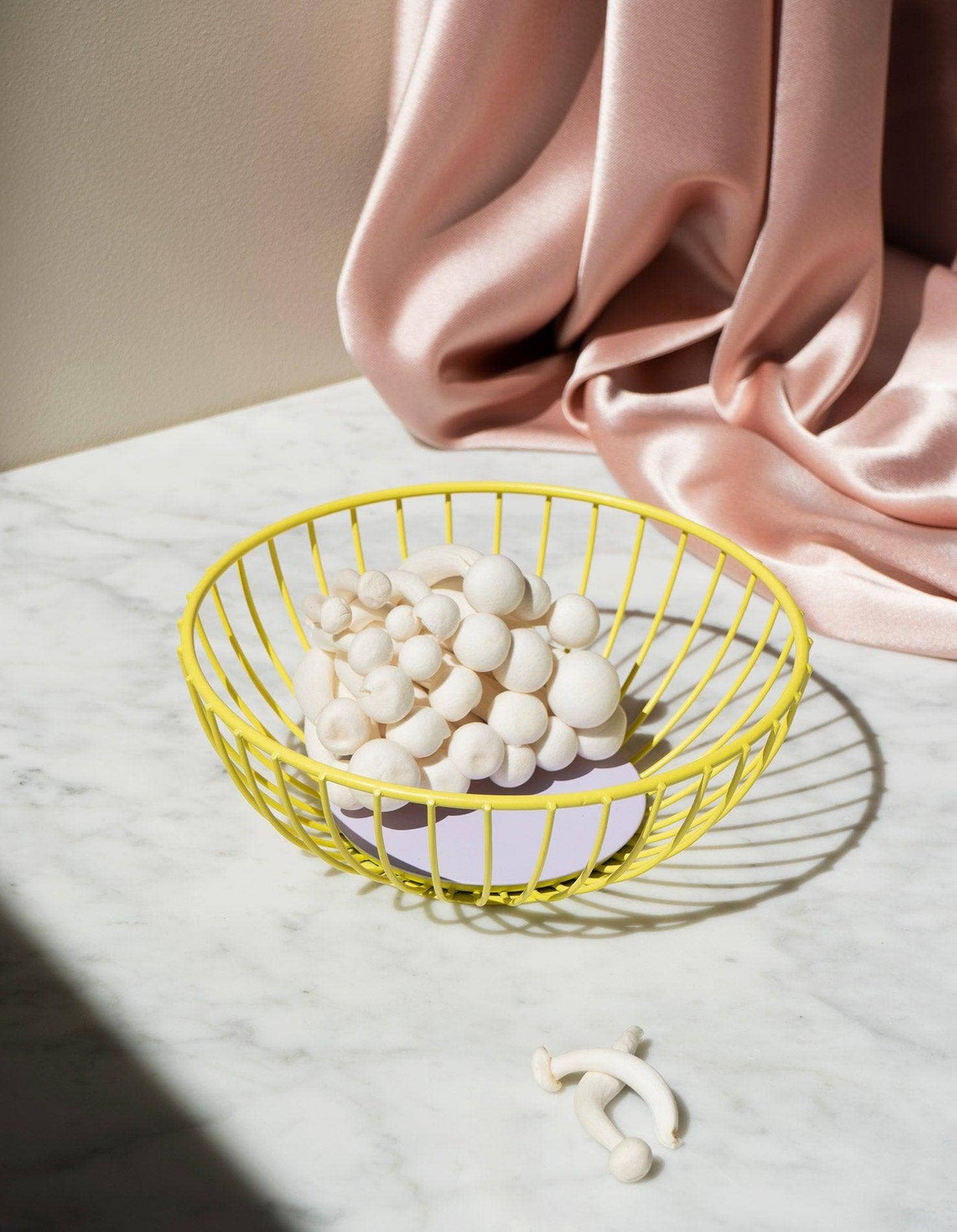 O C T A E V O  - Iris Drahtkorb: Gelb