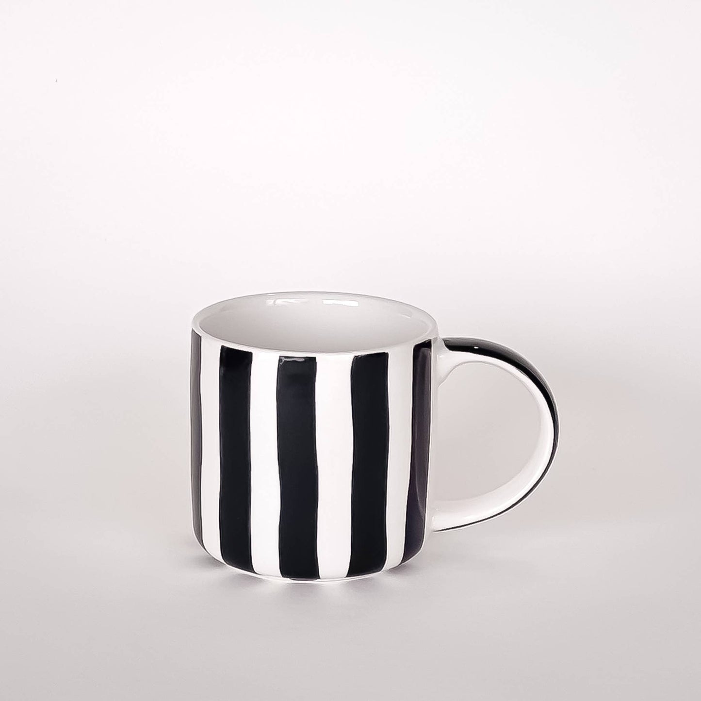 Magazin Minori - Becher Stripes - vulcano black