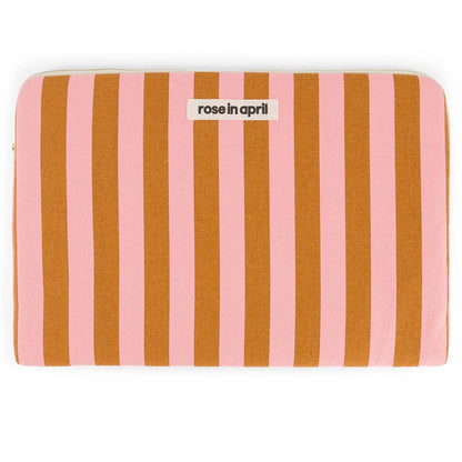 Rose in April - Maya Laptop-Tasche 39 x 27 cm - Streifen Karamell/Erdbeere