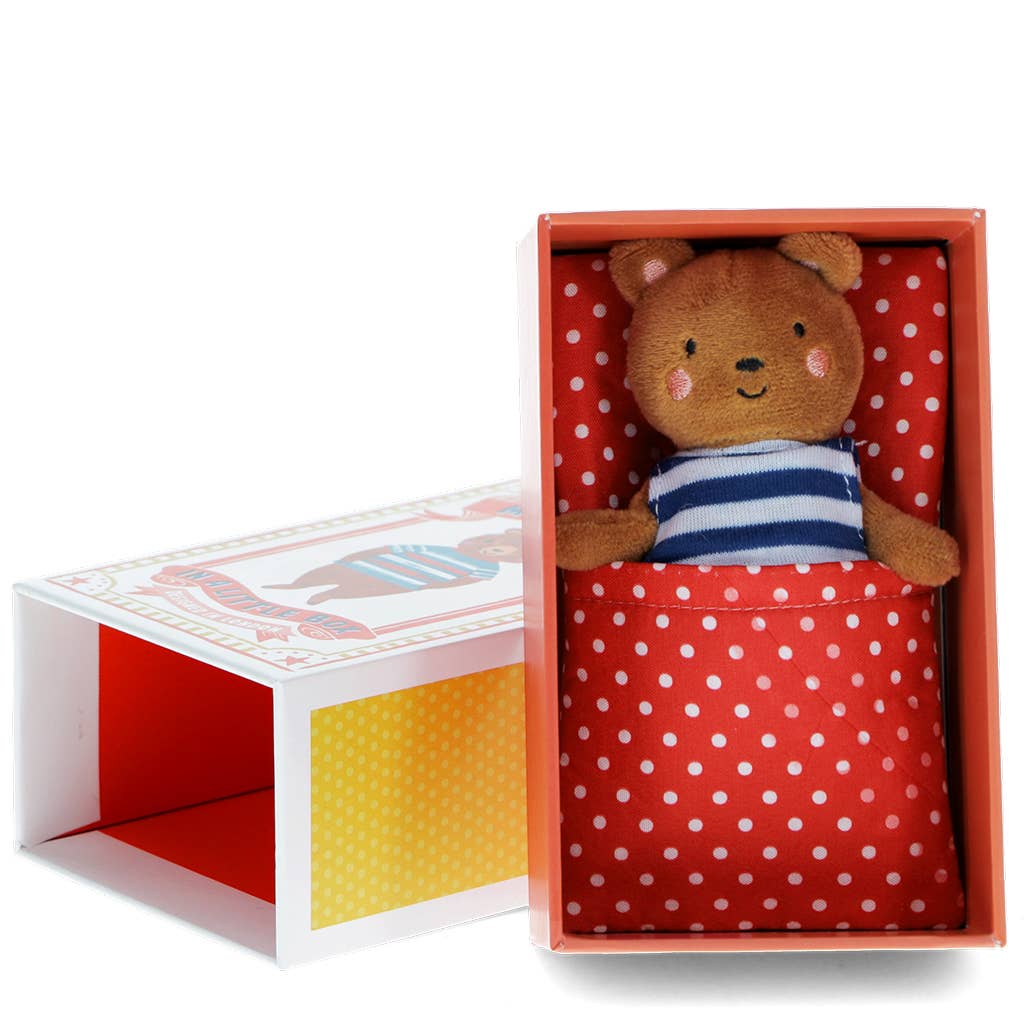 Mini-Bär in einer kleinen Schachtel - Kuscheltier