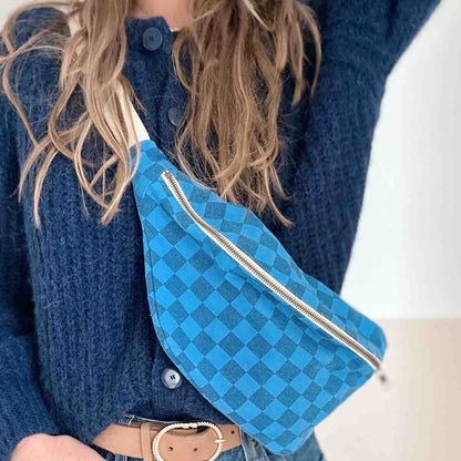 GRIECHISCH-BLAU/MARINEBLAUE KARIERTE GÜRTELTASCHE