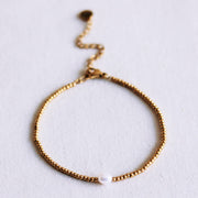 Perlenarmband mit Perle