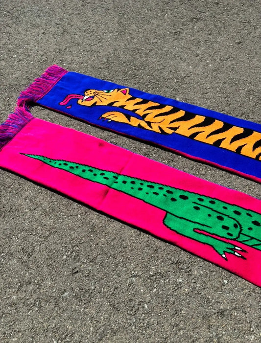 Tiger-Krokodil-Schal: Mehrfarbig / Einheitsgröße