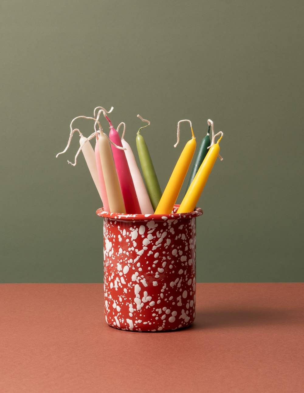 YOD & CO - Gesprenkelter Emaille-Utensilientopf, Rot und Creme