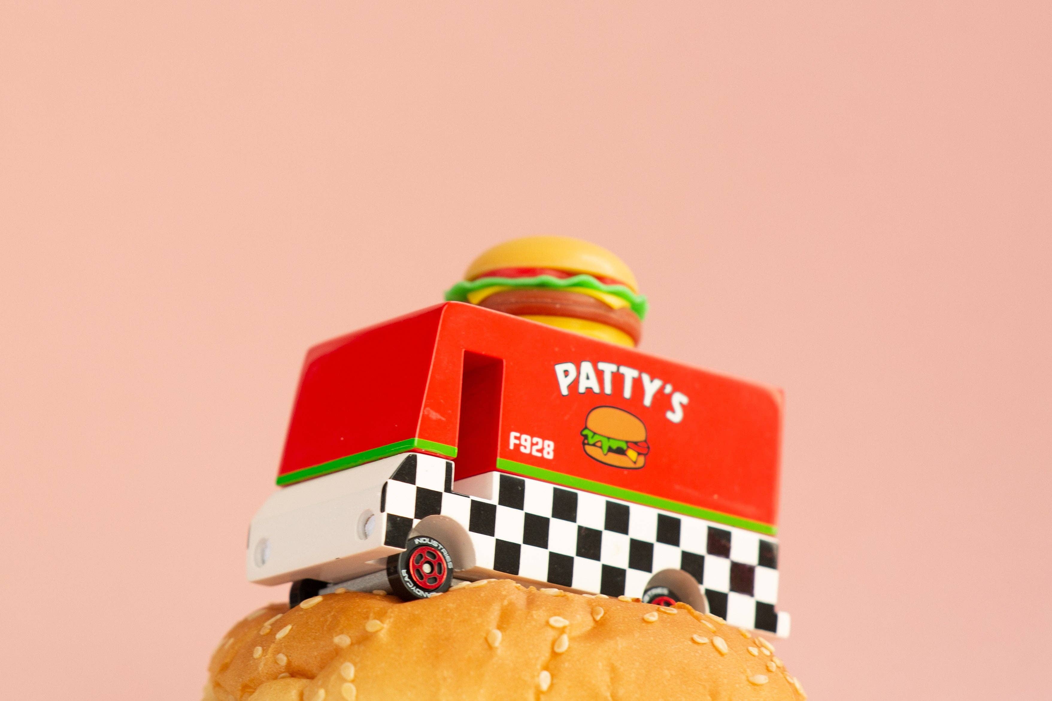 Candylab - Hamburger Van von Candylab Toys mit Burger-Dach