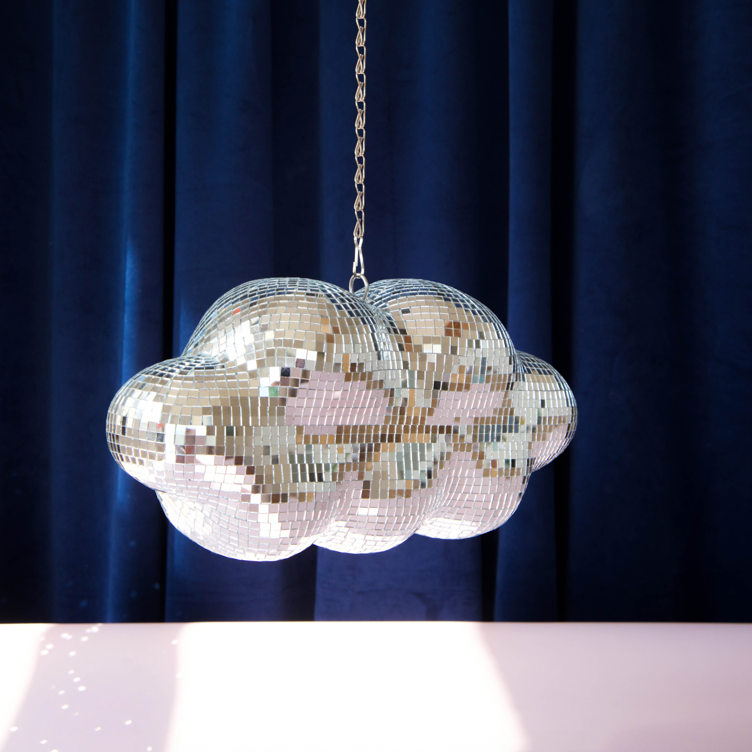 Deine Disco-Wolke zum aufhängen für zu Hause