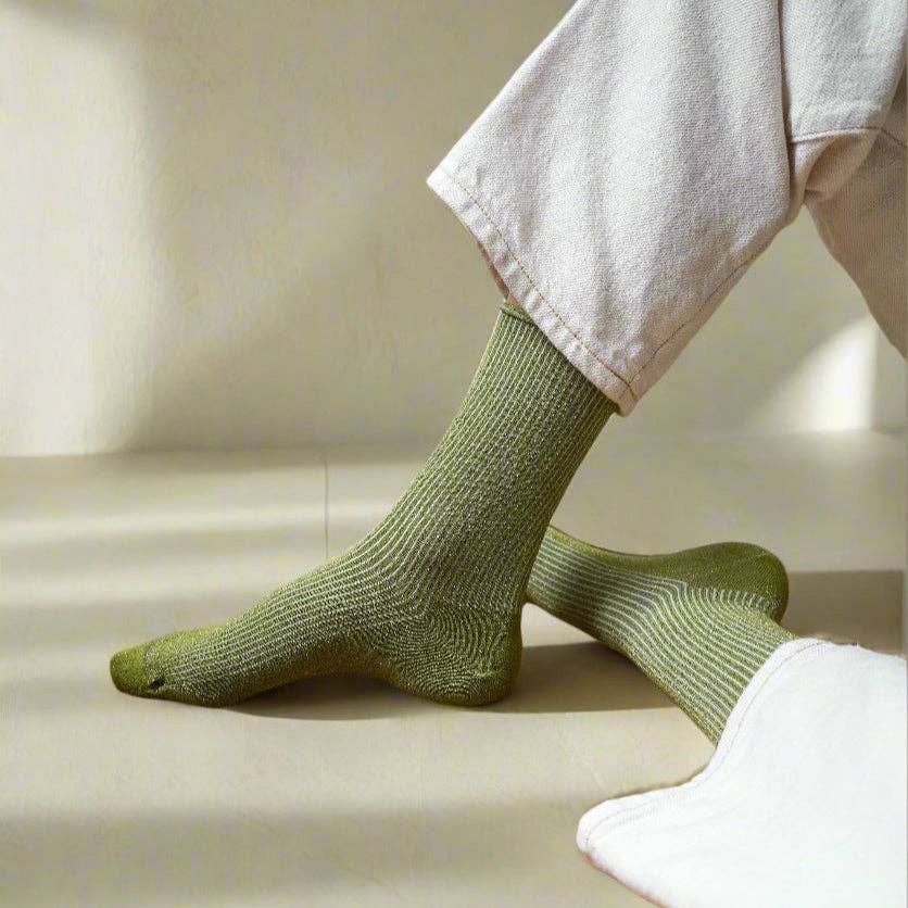 KLUE Glitter-Lurex-Socken aus umweltfreundlichem Lyocell | Olivgrün: 36-40