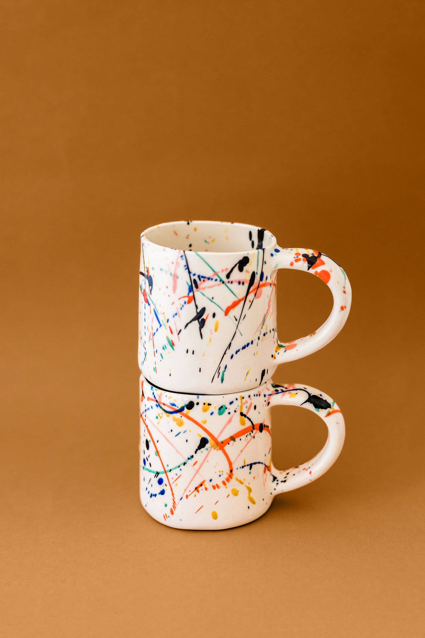 kleine bande - Tasse mit bunten Farbspritzern, groß