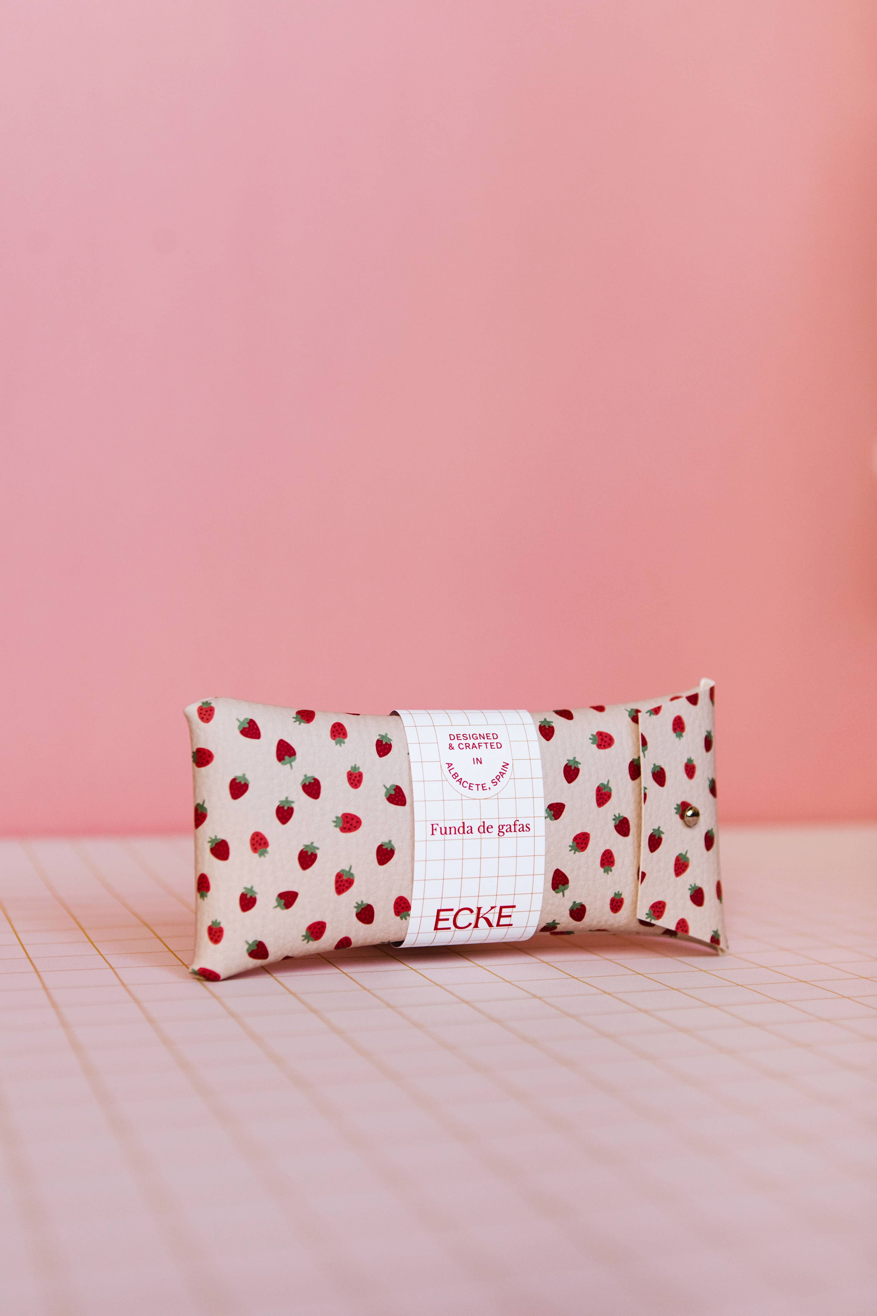 Ecke - Fresas Nude Sonnenbrille & Brillenetui