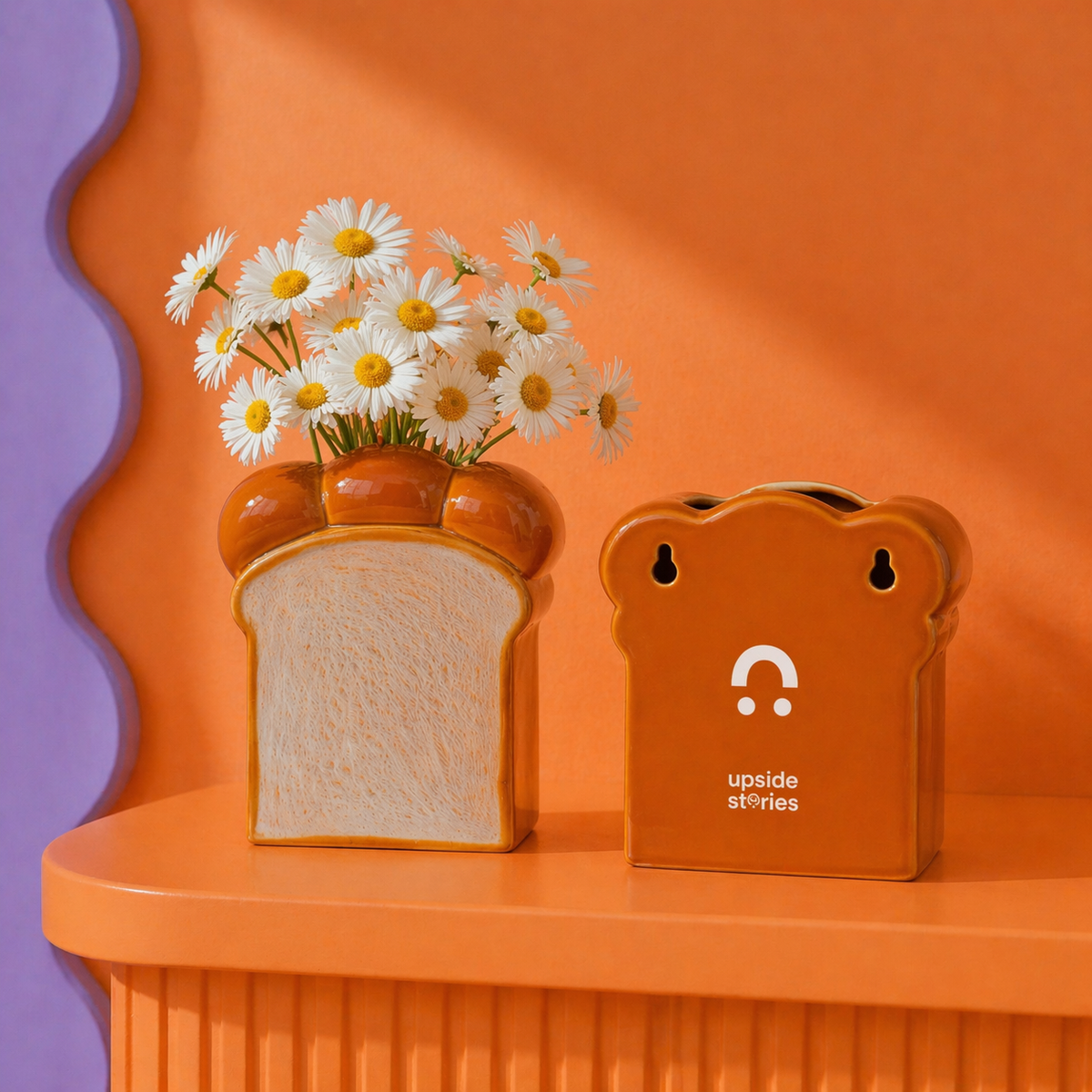 Upside Stories - Vase Brioche (zum Hinstellen und zur Wandmontage)