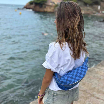 GRIECHISCH-BLAU/MARINEBLAUE KARIERTE GÜRTELTASCHE