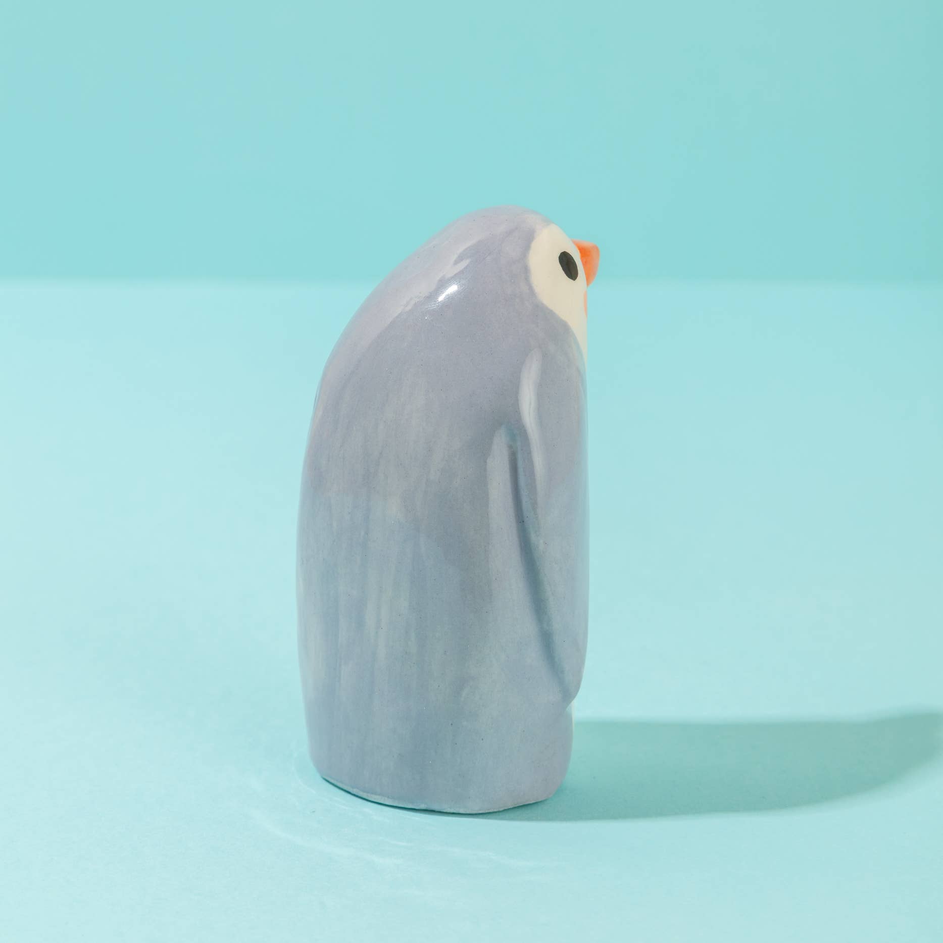 Ana Seixas - Mama Pinguin Lila / Keramikstück