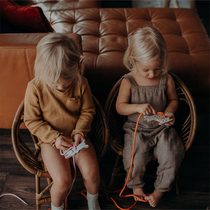 The Fox, kleines hölzernes Schnürspielzeug, Montessori Toy