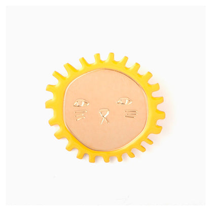 Titlee - RICHIE x Donna Wilson Löwe von Lion Pin