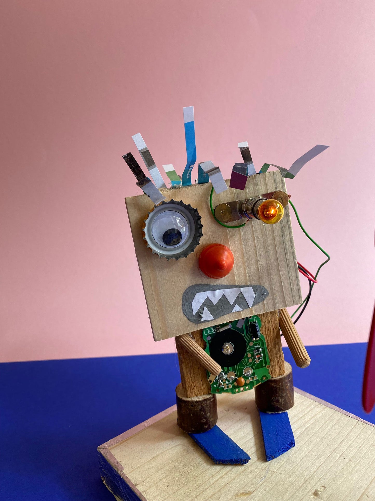 Workshop - Upcycling- Wir bauen einen Roboter - 22. Juli 2023