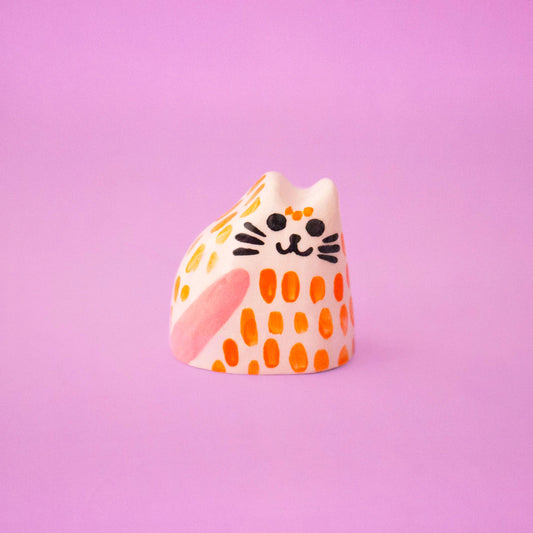 Ana Seixas – Katzenbaby/kleine Keramikskulpturen - Orange