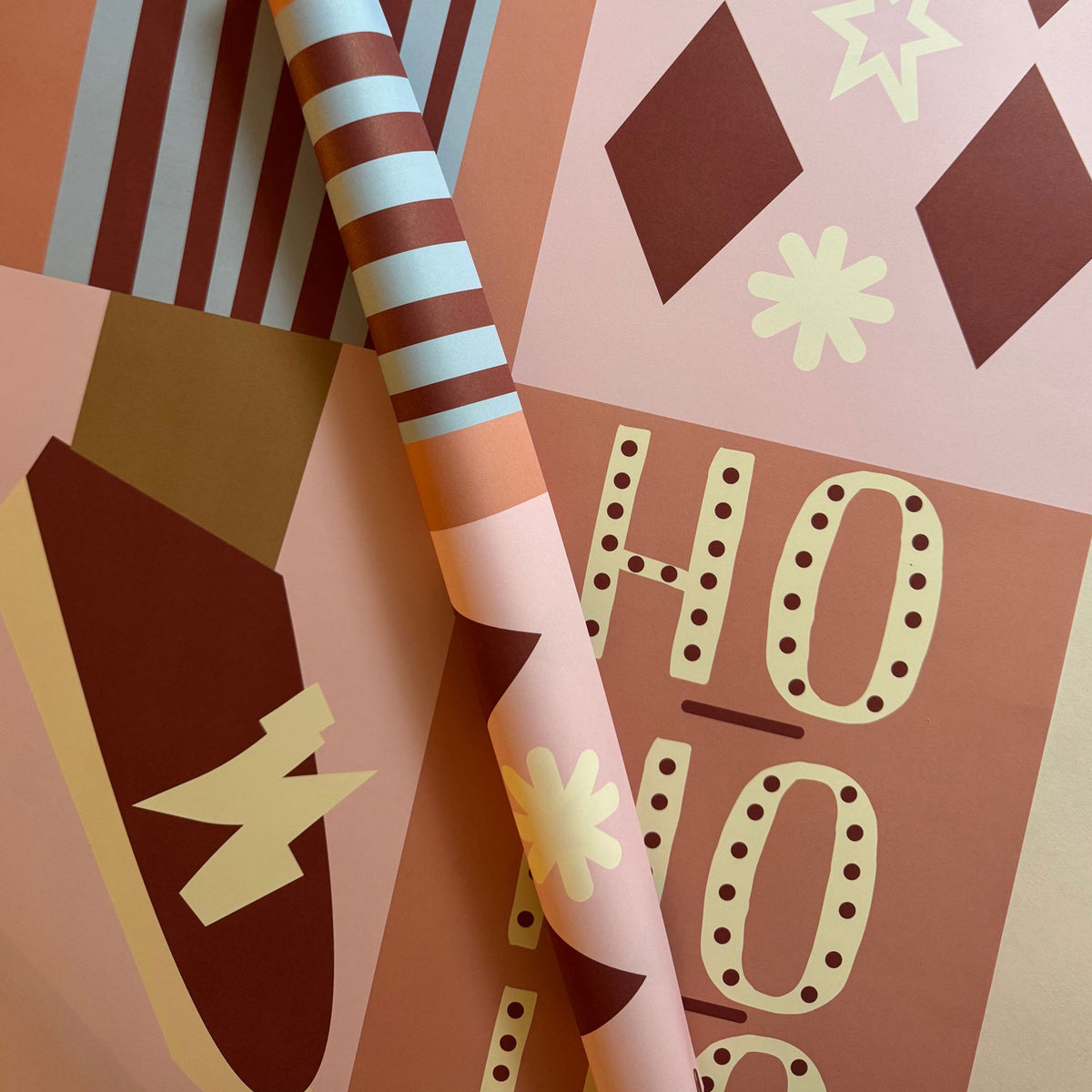 life is delicious - Geschenkpapier Stripes "HO HO HO"