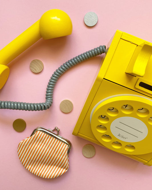 Kiko+ / Retro-Telefon aus Holz | gelb